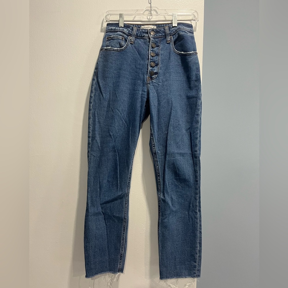 Abercrombie & Fitch “The Mom High Rise”